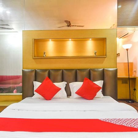 Oyo 47464 Hotel The Country Club Bilāspur 外观 照片