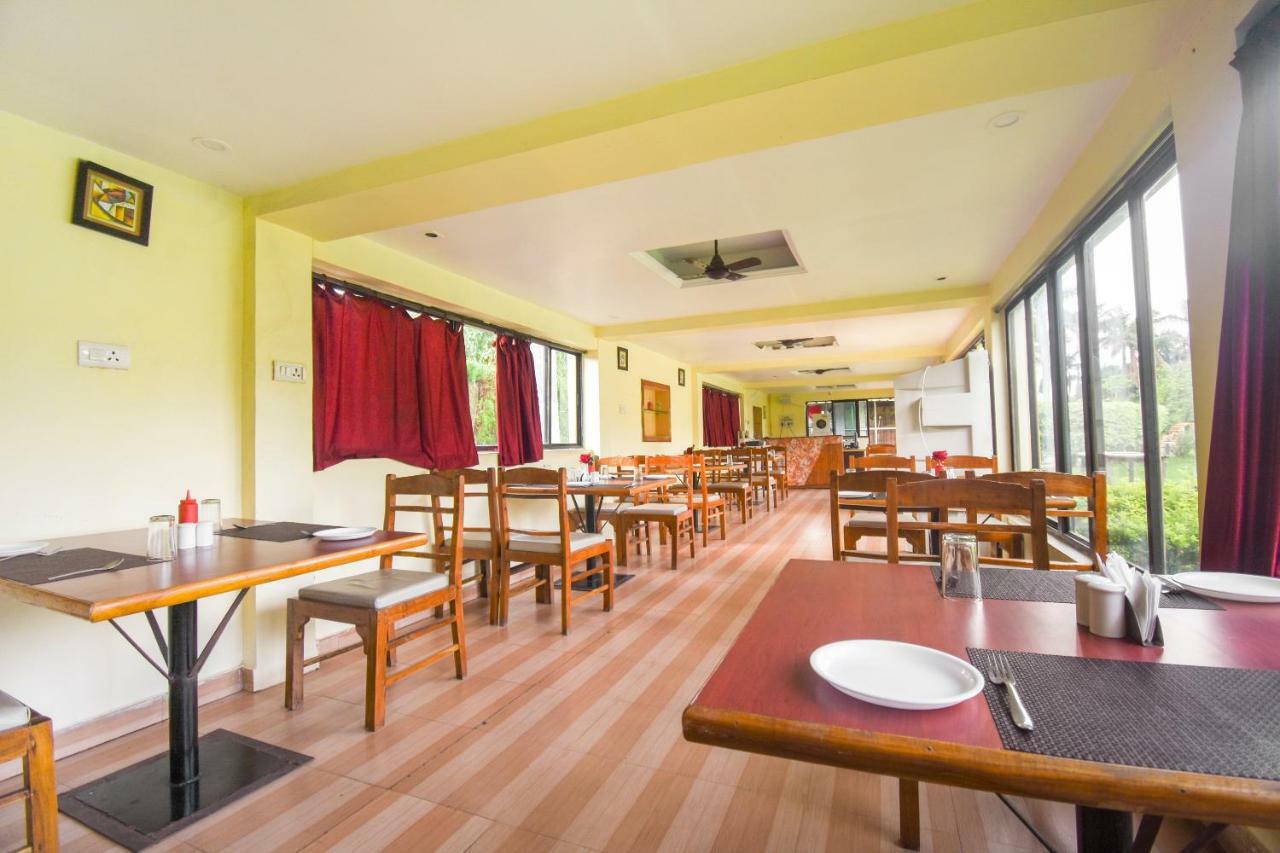 Oyo 47464 Hotel The Country Club Bilāspur 外观 照片