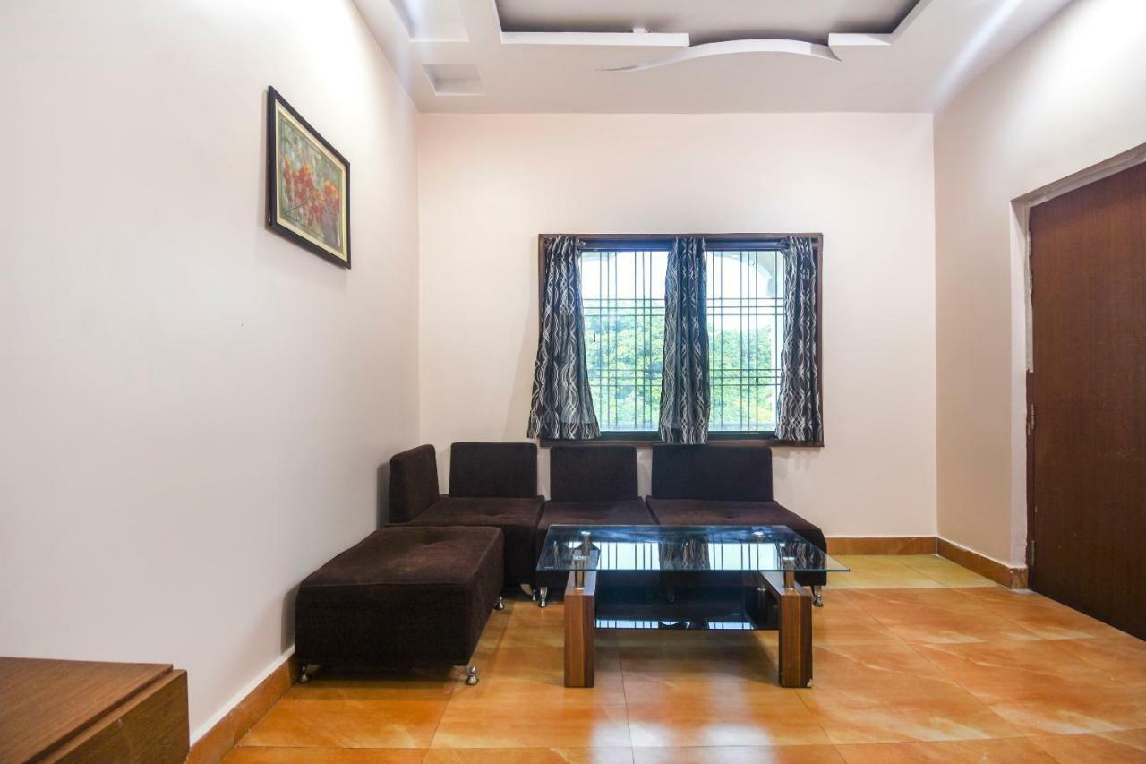 Oyo 47464 Hotel The Country Club Bilāspur 外观 照片